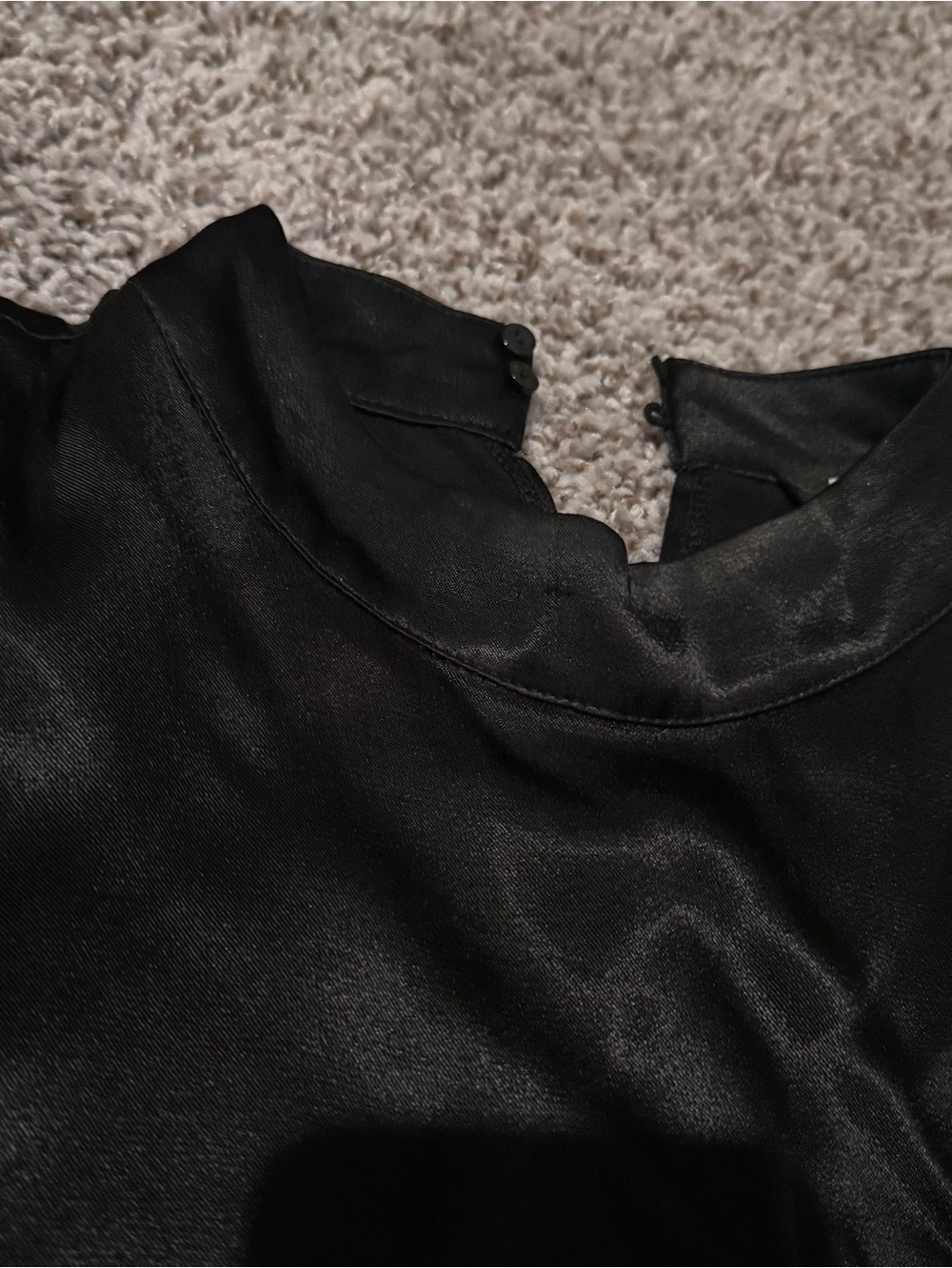 Sleeveless Mock Neck Black Satin Top - Picture 4 of 6